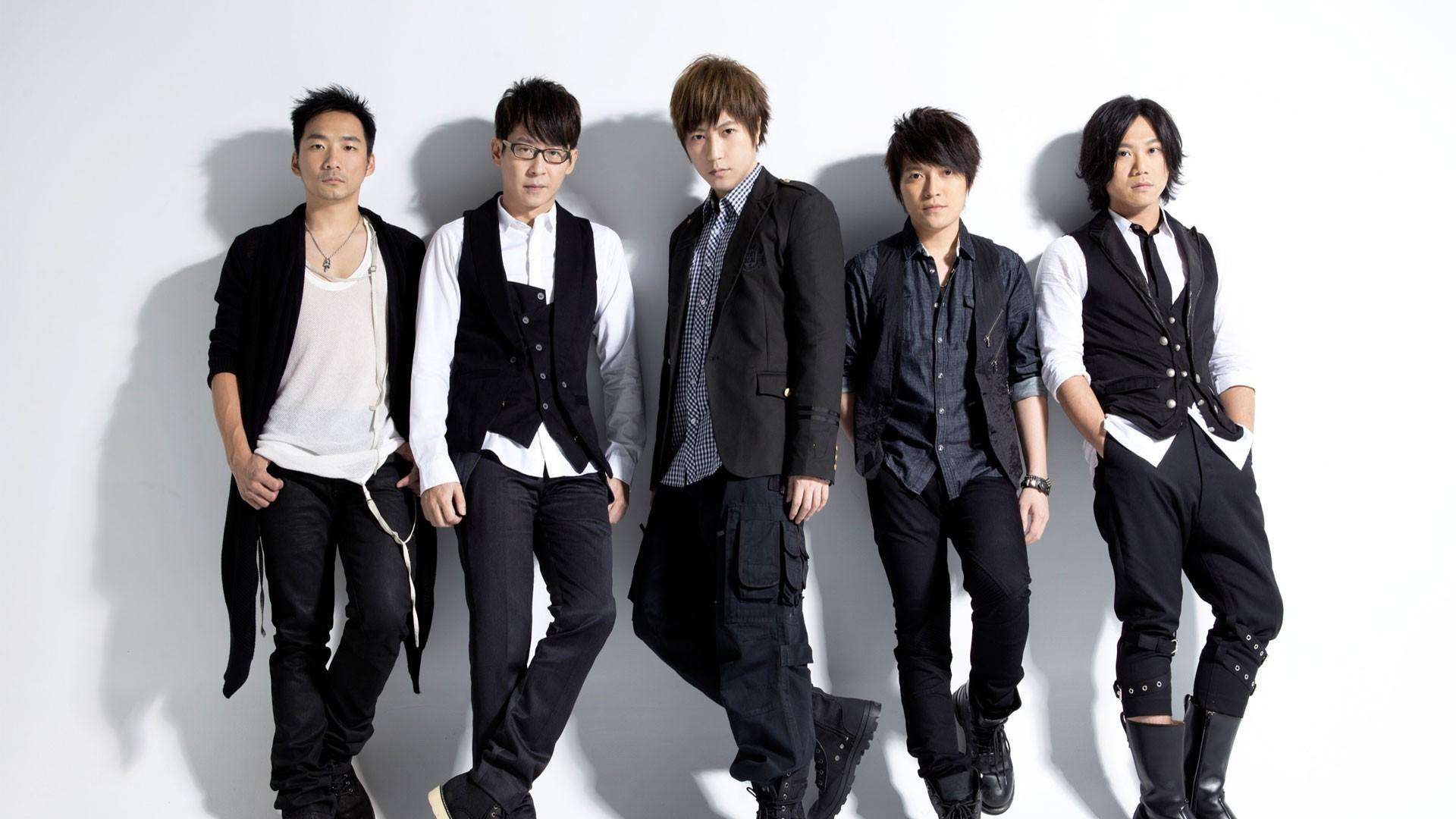 【攜手鳥(niǎo)巢】如果2017注定要聽(tīng)一場(chǎng)五月天，那一定是去鳥(niǎo)巢現(xiàn)場(chǎng)！