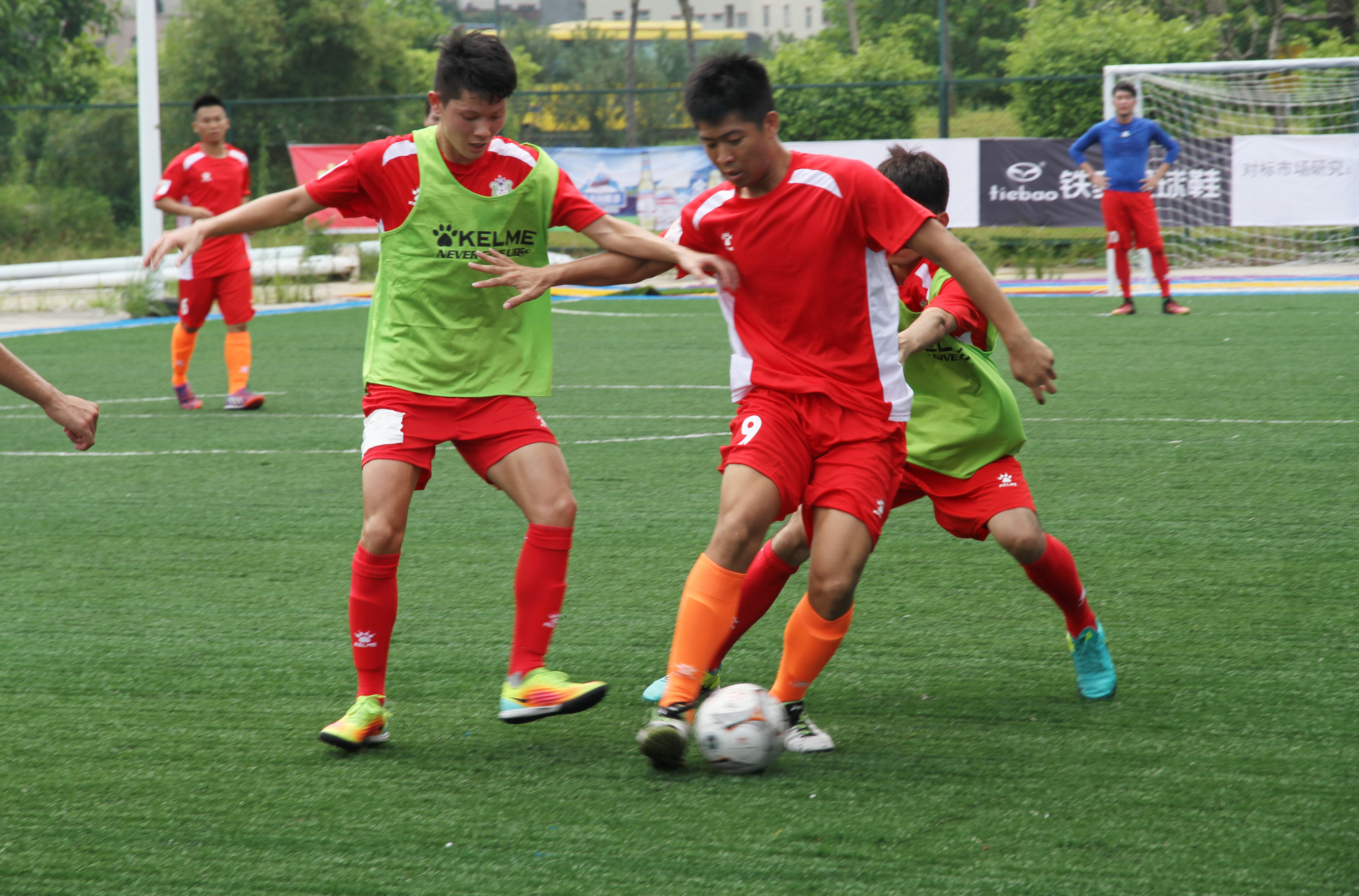 傲勝五星俱樂部今迎2017粵五人足球城市冠軍杯開幕式，高僧現(xiàn)場(chǎng)祈福