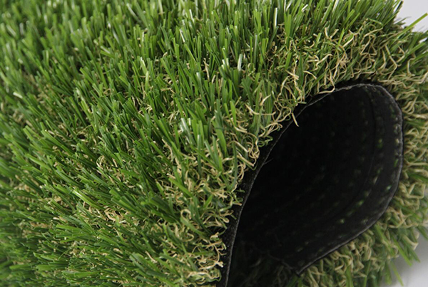 怎樣選擇幼兒園草坪密度和草高，你真的會選嗎？