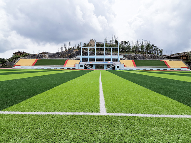 運動人造草坪進(jìn)行換新需要注意哪些方面？