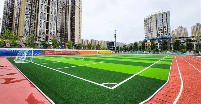五星小學(xué)都采用的傲勝人造草，果然是提高教學(xué)質(zhì)量的秘訣