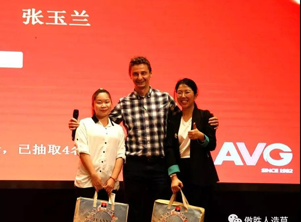 珠聯(lián)璧合 珠聯(lián)璧合