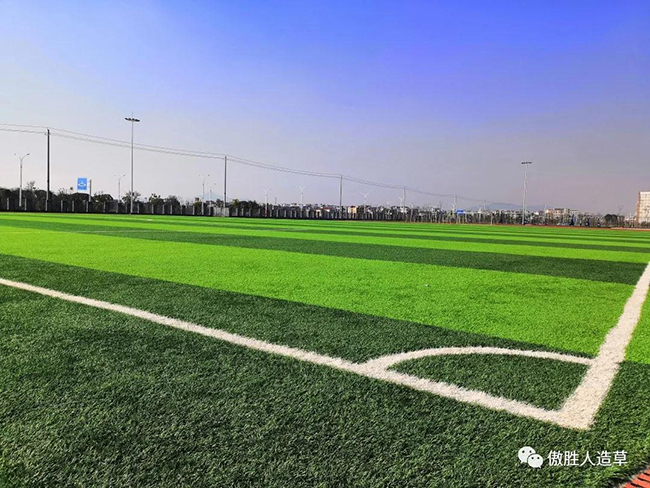 人造草坪場(chǎng)地 <a href='/product/' class='keys' title='點(diǎn)擊查看關(guān)于人造草坪的相關(guān)信息' target='_blank'>人造草坪</a>場(chǎng)地